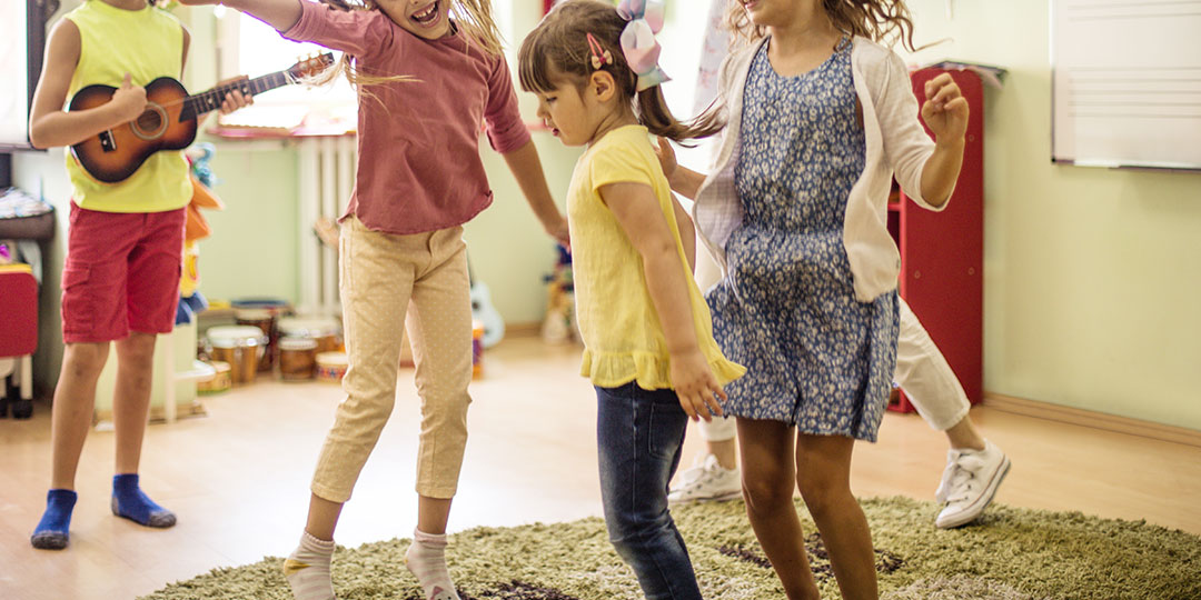 Barn som dansar